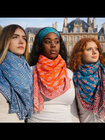 Foulard Carré Jardin Moghol