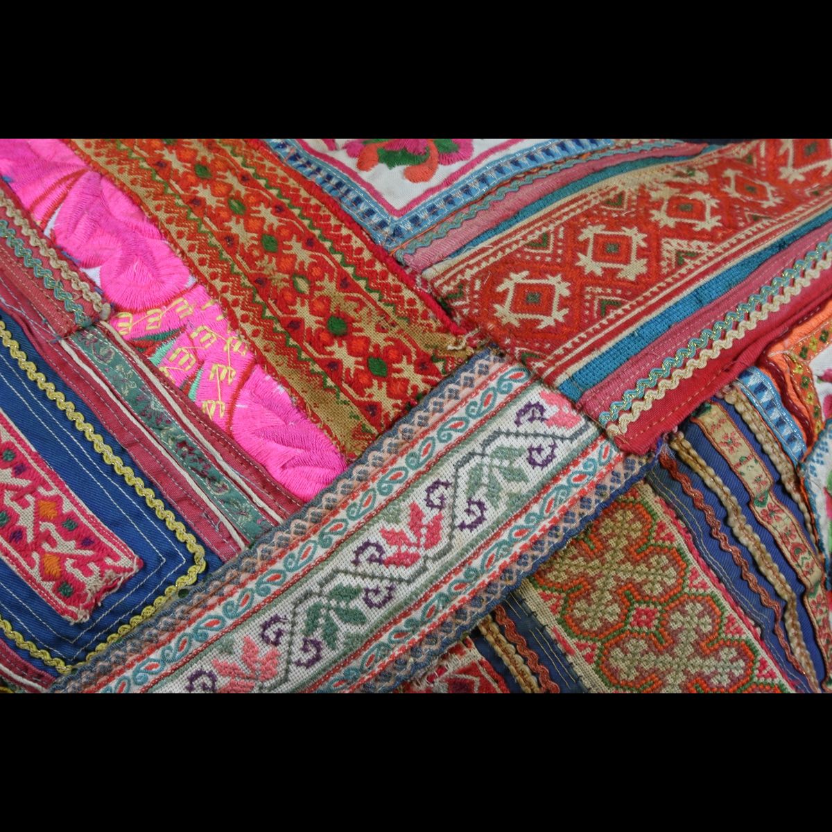 Mini Sac Tribal Hmong