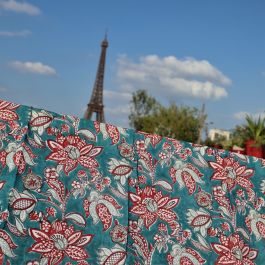 Paréo Lotus Rouge dans le Ciel