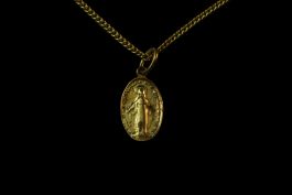 Sainte Catherine Labouré et la médaille miraculeuse
